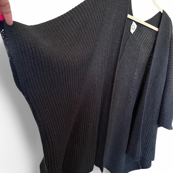 Anthropologie Akemi + Kin Black Knit Open Front Cardigan -O/S - Picture 2 of 6